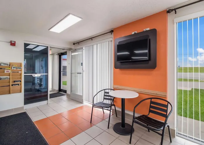 6-fargo, Nd - West Acres - North Hotel