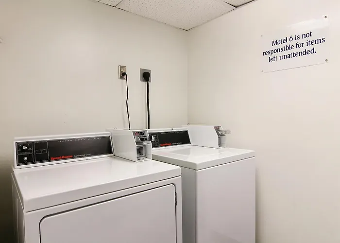 6-fargo, Nd - West Acres - North 4*